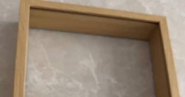 IKEAで999円のフレームを買ったら……「やば」まさかの完成品が「発想がすごい」「これは完璧」と389万再生【海外】