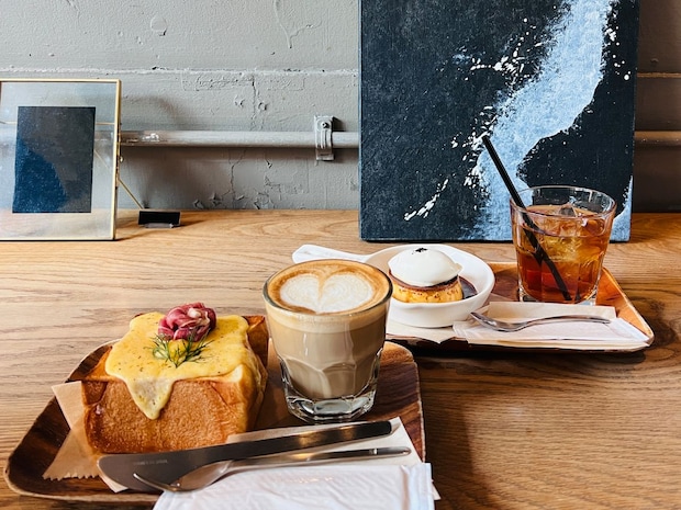 【男性が選ぶ】フードメニューがおいしいと思う「コーヒーチェーン」ランキング！　2位は「スターバックス コーヒー」、1位は？