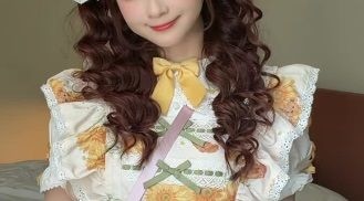 「奇跡の43歳」“ロリータ界のカリスマ”が誕生日迎える→「昭和生まれは信じられない」「すごすぎる……」