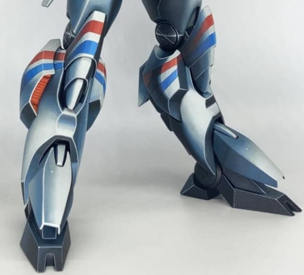 ロボットアニメの絵に見えるけど……　“とんでもない正体”に驚がく「恐れ入ります」「すごすぎ」