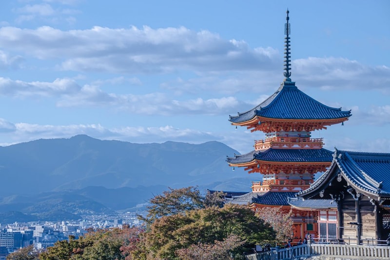 【東海地方在住者が選ぶ】地元民しか読めないと思う「京都府の市町村名」ランキング！　2位は「精華町」、1位は？