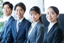 【関東在住者に聞いた】就職力が強そうな「GMARCH・早慶上理ICU・日東駒専の大学」ランキング！　2位は「慶應義塾大学」、1位は？