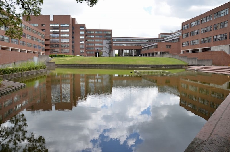 「一人暮らしのために整備された街」 関西在住者が選ぶ“入学してみたい国立大学”ランキング上位に「モノづくりのハードもソフトも学べる」「オムニバス形式で教われる」の声