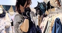買わずに後悔していた「ロリータ服」→後日店頭で……「お洋服の方が待ってたんやろな」　120万再生の“運命の出会い”に「まじで購買意欲あがるww」