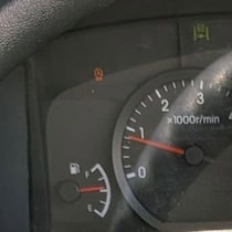車内に置いた財布がない→「車上荒らしか!?」と思いきや、20分後……　まさかの光景に「えぇ〜そこっ！」「鼻からお茶出た」