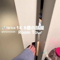 20代男性が1人で暮らす1K8畳→ドアを開けると……　「めっちゃ憧れる！」「広く見える、すごい」「理想のお部屋すぎます」