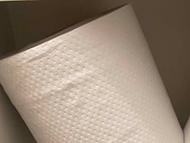 2児パパ「家のトイレの棚開いたらコレ」→まさかの光景に「6歳君だな」「テトリスやん」「組体操や」