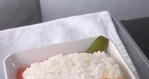 中国の飛行機の機内食「“鶏か蛇”どちらにしますか？」と聞かれ“蛇”を選んだら……「えええww」出てきた食事に「なるほど……」「これはwww」などの声