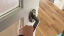 30代女性が住む築40年のアパート→同棲解消後、扉を開けると……「こんな部屋に住んでみたい」「まるでジブリ」