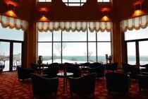 「いままででトップクラスのホテル」青森県の“温泉旅館・宿”人気ランキング1位→「希少な温泉を堪能」「食事はどれを食べても美味しい」「飲兵衛には最高！」などの声