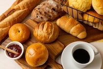 レンガ造りの工場を改装した歴史情緒あふれるお店などを紹介！　群馬県の「パン（ベーカリー）」の名店10選！