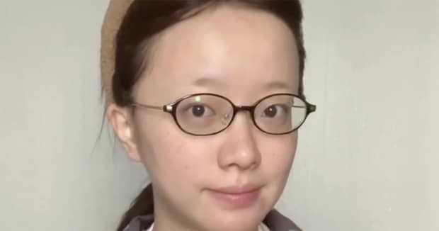 「IVEのウォニョンでは？」すっぴん眼鏡女子→本気でメイクしたら……　「え？」衝撃の姿に「顔面つよすぎ」「はい無理、好き」【海外】
