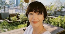 【画像】宮沢さんがまとった露出大きめの“まさかなドレス”