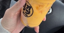 岐阜のスーパーで“約1000円のスムージー”購入→「すげえヤバいの出てきた」　まさかの光景に「ええ！」「スゲー」「根性いるやつですね笑」