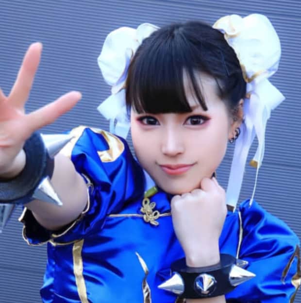 春麗のコスプレをする女性→7年後に挑戦したキャラは……「振り幅凄すぎ」 刺激強めのヤバい姿が500万表示「ギャップ天才」