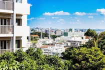 「居心地の良さに満足」　沖縄・那覇市内で温泉を楽しめる手ごろなリゾートに「施設、サービス、料金と◎」「ここだけで沖縄のご飯を満喫できる」の声