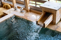 「5回目の宿泊です」「滝が見える露天風呂は最高」　長野県で人気の“温泉旅館・宿”1位に「清潔で広々したお部屋に大満足」「バイキングがおいしすぎて食べすぎちゃう」の声