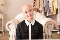 似合うってどういうことだよ！　橋本環奈、“スキンヘッド”姿に衝撃の声「同じ人間とは思えない」「顔が綺麗なことを再確認」