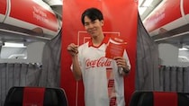 東海オンエア・りょうがコカ・コーラ FIFA ワールドカップトロフィーツアー専用機に搭乗！　大のサッカーファンとしての心境をインタビュー！