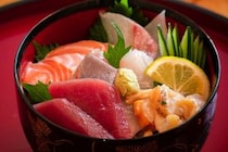 新鮮な魚介をふんだんに使用した海鮮丼が人気のお店などを紹介！　茨城県の「海鮮丼」の名店10選！