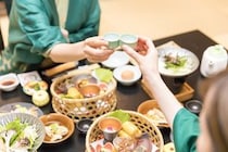 「毎年3〜4回は通ってます」　群馬県の“全4室の宿”の料理がおいしいと話題　「人生最高のステーキ」「ホスピタリティあふれる素敵なお宿」