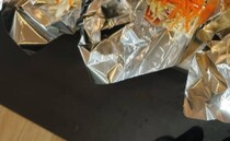 8人の子どもを育てるママ→用意したのは10人分の……　圧巻の食卓に「給食みたい」「尊敬します」