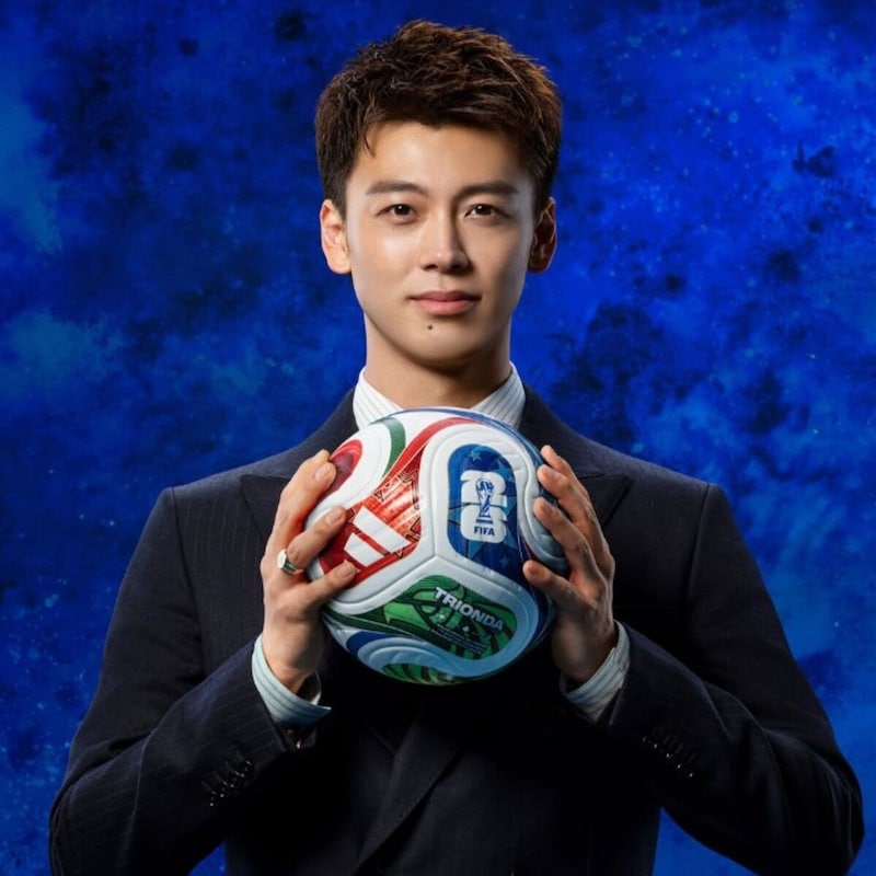 「もはや勝男にしか見えない」　W杯特番・竹内涼真の“まさかのビジュアル”に「脱いだら勝男じゃん」「これは暑かったでしょう」