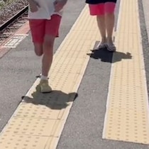 【画像】45歳ママのコスプレ姿