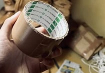 【画像】制作の様子を見る