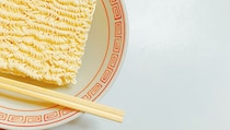 【関東在住者が選ぶ】「人にすすめたい袋麺ブランド」ランキング！　2位は「日清ラ王」と「マルちゃん正麺」、1位は？