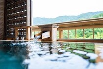 「ここは別格！子供も大人も癒される」　静岡県の“海辺の複合型温泉リゾート”に絶賛の声　「誕生日旅行に最高のホテル」「最高のグランピング体験」「子供が『また来たい！』と何度も言う」