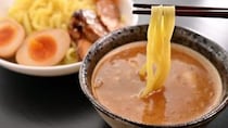 濃厚な魚介豚骨スープに特注太麺が絡みあうつけ麺が人気のお店などを紹介！　青森県の「つけ麺」の名店10選！