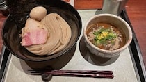 多彩な具材を煮出した濃厚スープがおいしい行列のできる人気店などを紹介！　福岡県の「つけ麺」の名店10選！