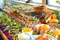 【男性が選ぶ】コスパが最高の「食べ放題系チェーン」ランキングTOP28！　第1位は「焼肉きんぐ」【2026年最新調査結果】