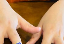 いつもなら捨てるピスタチオの殻→親子で色を塗りまくると……　保育園で大人気の“おしゃれアイテム”に「ナイスアイデア！」「交換したい」