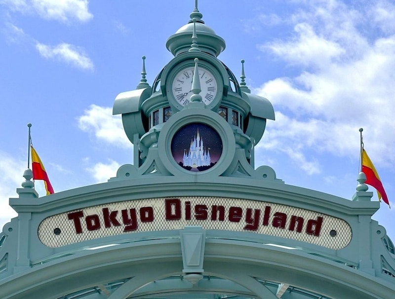 【ディズニー】「うわっ」「売り切れませんように」 間もなく登場の“超人気グッズ”全貌公開に「背中開くんかい!?」