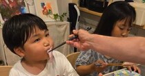 妻が「しんどいからご飯作れない」とLINE→夫が用意したのは……　驚きの光景に「理解あるご主人」「パーティーやん」