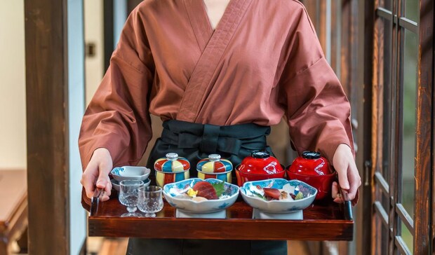 「良いところをあげればキリがない」　和歌山県にある“渓流を望む歴史ある温泉宿”が大好評！　「お食事が絶品」「露天風呂で蛍鑑賞」など絶賛の声