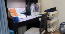 本好きな小4息子の散らかった部屋→家族総出で片付けたら……「もう限界」二度見する光景に「素敵」「本棚いい感じ」