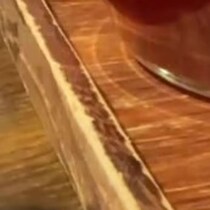 喫茶店で650円のアイスティーを注文→運ばれてきたのは……衝撃の光景に「致死量ですね」「コメダとどっちが多いんだ？」