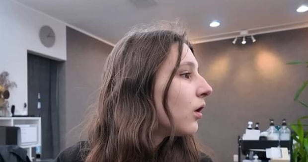 日本人の髪に憧れる12歳フランス人少女→初めて日本の美容室に行ったら……　驚きの変化に「めっちゃ似合ってる！」「うれしさがあふれ出ていますね」