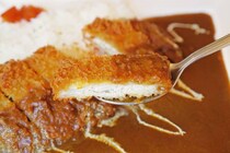 【ココイチ】「カレートッピング」人気ランキング！　2位は「チーズ」、1位は