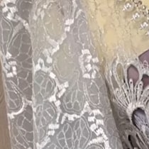 友人から「結婚式のドレスを作って」と言われ→“初挑戦”で仕上げたのは……　驚きの花嫁姿に「本格的」「羨ましすぎる」
