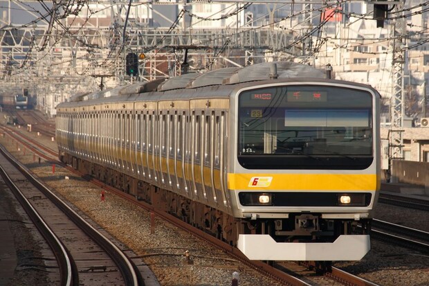 【関東在住者に聞いた】東京駅以外でかっこいいと思う「総武本線の駅名」ランキング！　2位は「馬喰町」と「船橋」、1位は？