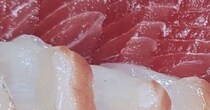 岐阜の飲食店で“1000円のお刺身”を注文→出てきたのは……「えぇ～！！」　驚きの光景に「うそでしょう？」「バグってますね」