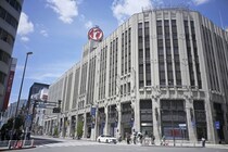 【女性が選ぶ】絶対食べたい「伊勢丹新宿店地下の洋菓子ブランド」ランキング！　2位は「ゴディバ」、1位は？