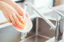 【50～60代が選ぶ】リピートしたことがある「食器洗い用洗剤ブランド」ランキングTOP11！　第1位は「ジョイ」【2025年最新調査結果】