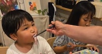 妻が「しんどいからご飯作れない」とLINE→夫が用意したのは……　驚きの光景に「理解あるご主人」「パーティーやん」