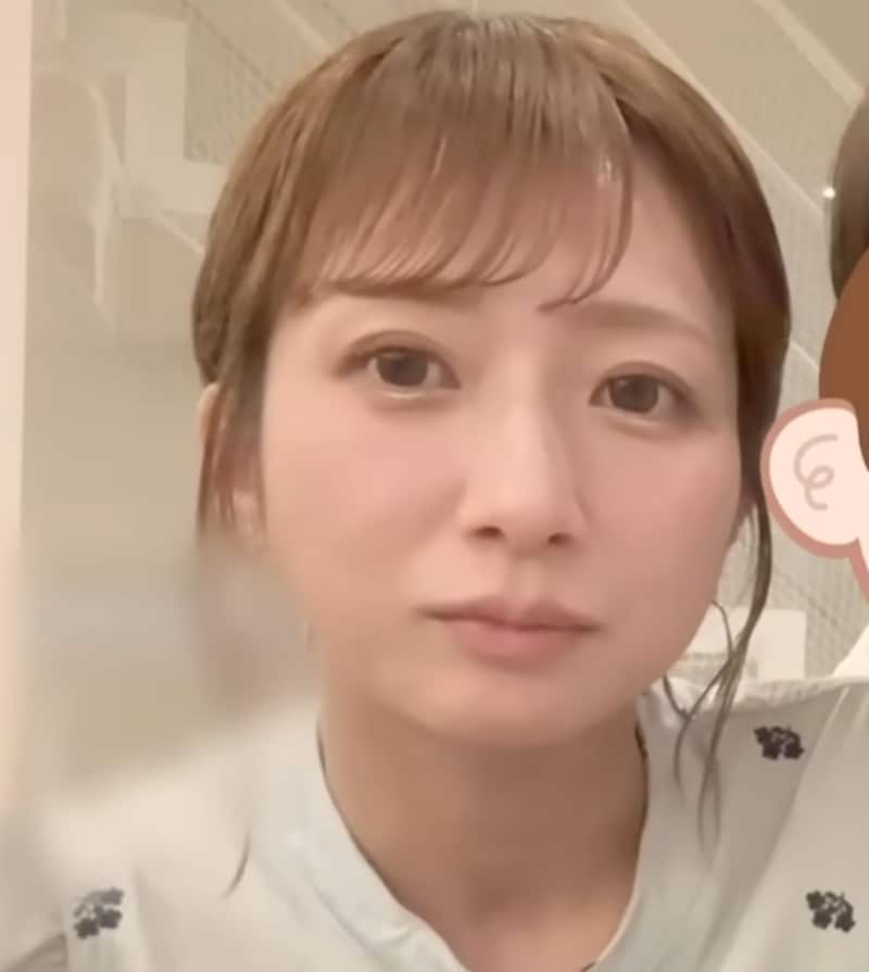 辻希美「似てる?」高校生長男の近影にネット騒然「イケメンになりすぎ」「パパ似」