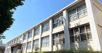 高校生息子の保護者会に行った夫→送られてきた感想を見ると……「どうした!?」　驚きの内容に「よくわからないけど好き」「詳細が気になりすぎる」